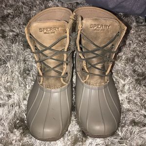 Sperry bean boots